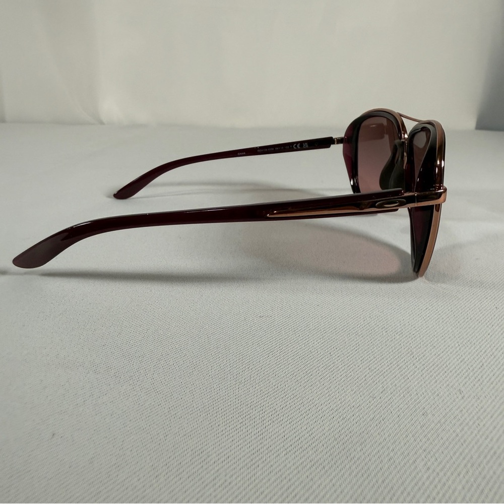 Oakley Women's, Split Time, Brown Frame with Brown Gradient Lenses Sunglasses - Picture 4 of 12